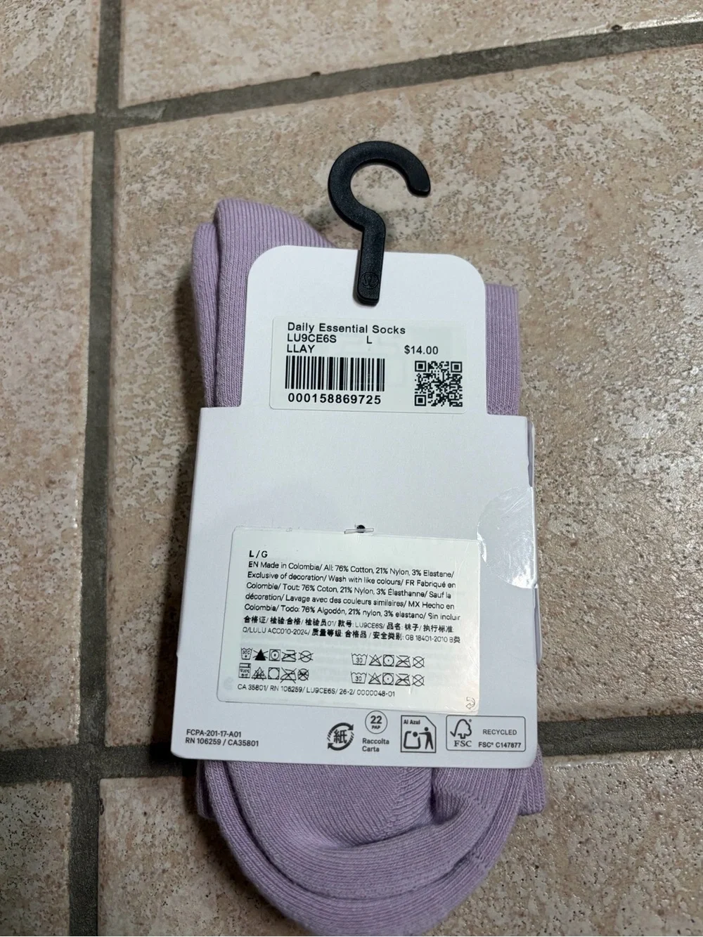 NWT Lululemon Daily Essential Socks *Quarter Length (Lilac Play) Size L